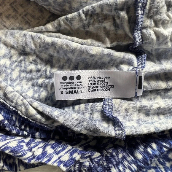 Three 3 Dot Surplice Wrap Maxi Dress Anthropologie Navy White Batik Pattern XS - Picture 6 of 7